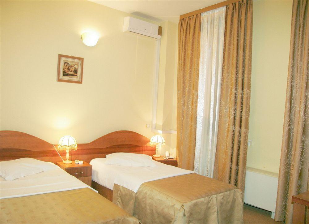 Amphitryon Hotel Bucharest