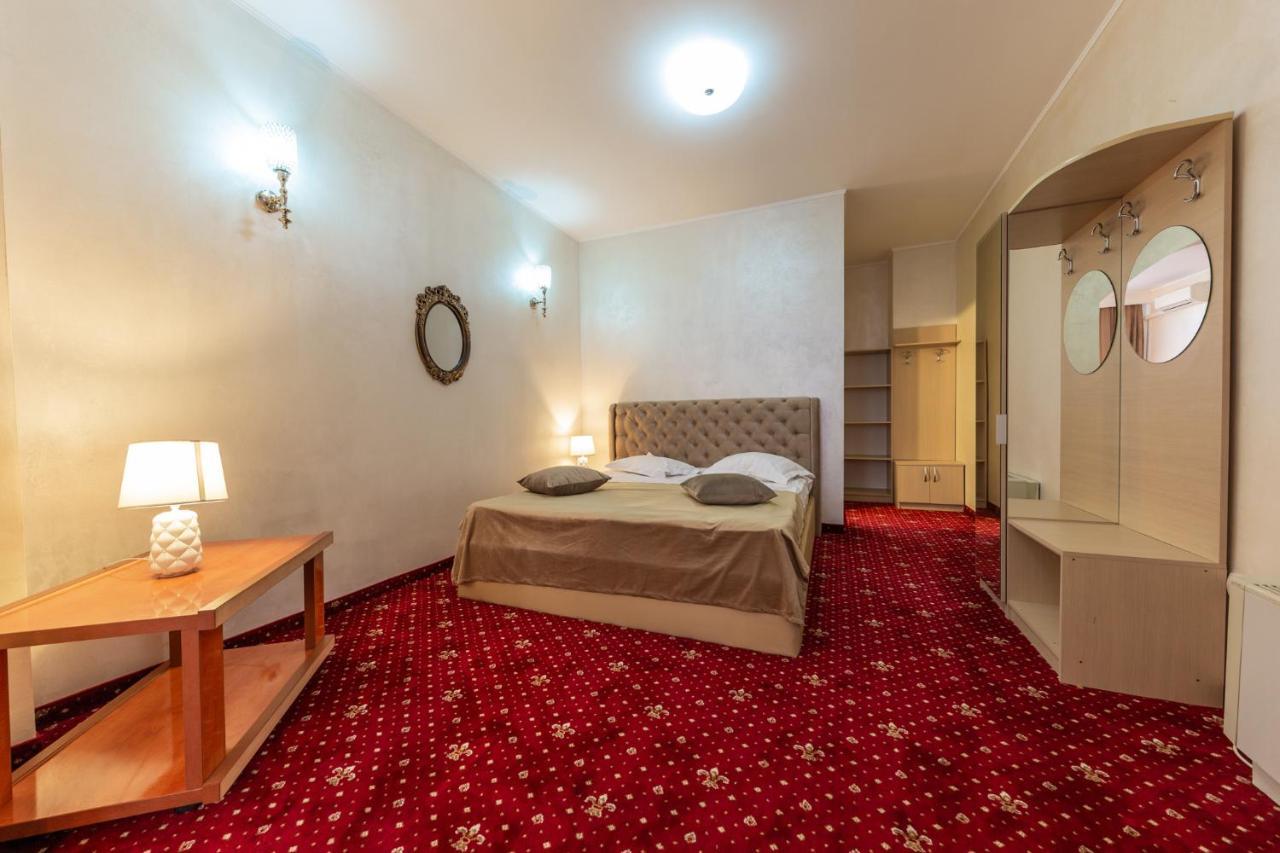 Hotel Amphitryon