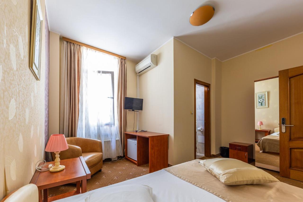 Amphitryon 3* Bucarest