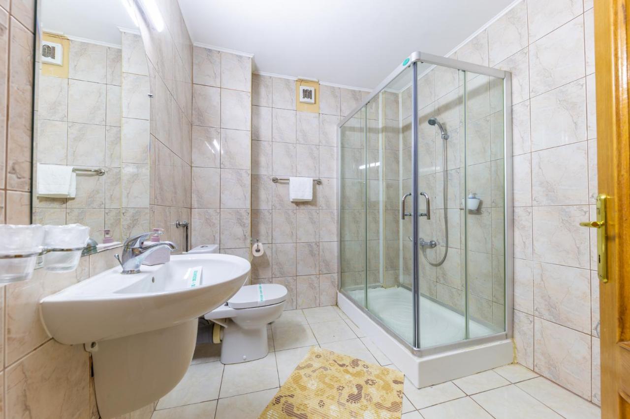Amphitryon Hotel 3*