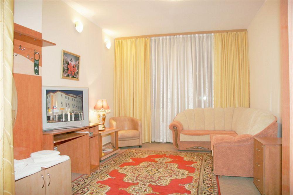 Hotel Amphitryon 3*